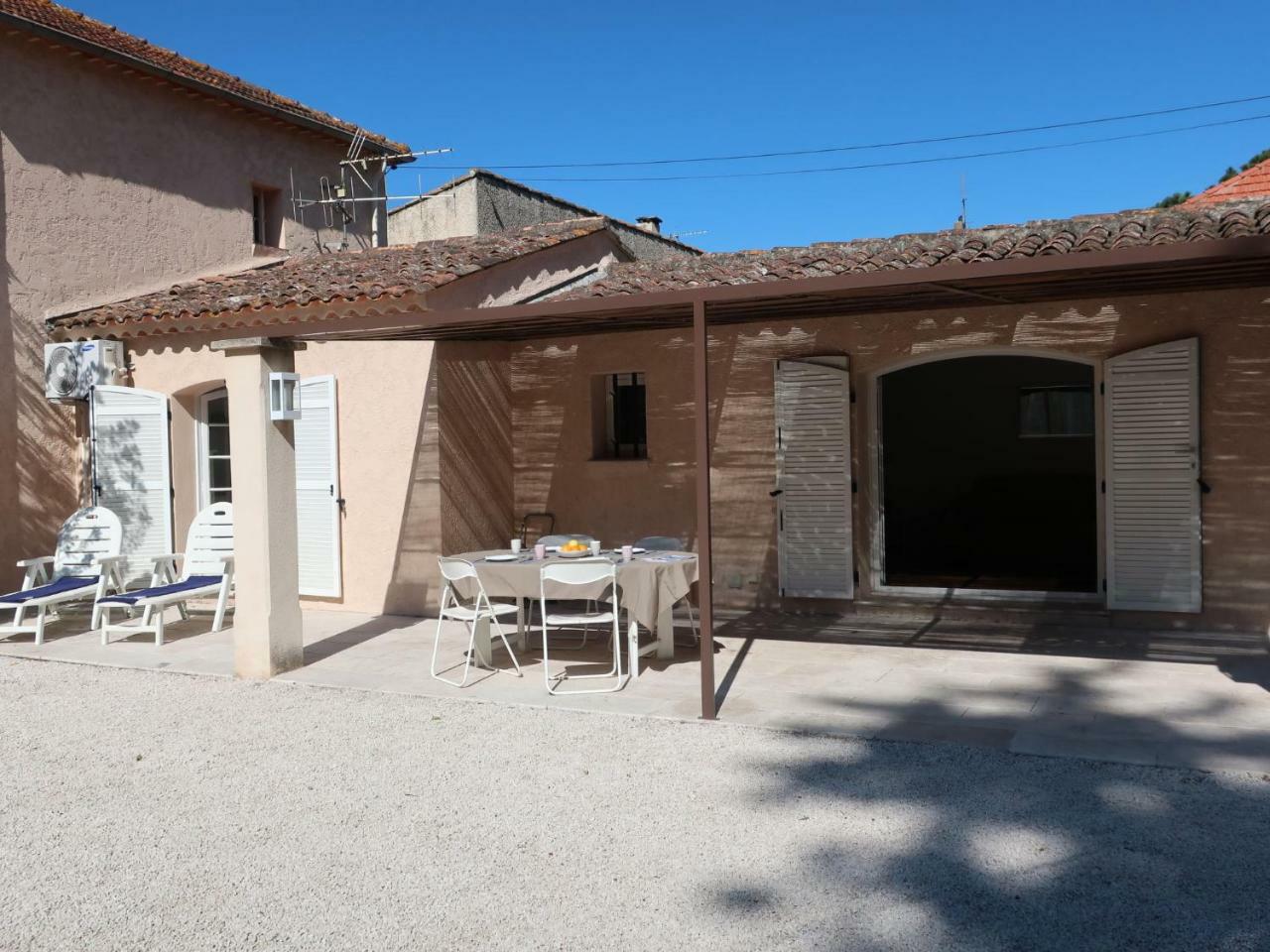 Сasa de vacaciones Le Pilon By Interhome